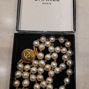 CHANEL Gorgeous Vintage Pearl Necklace